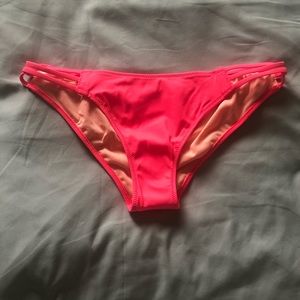 Victoria’s Secret Cheeky Bottom NWOT